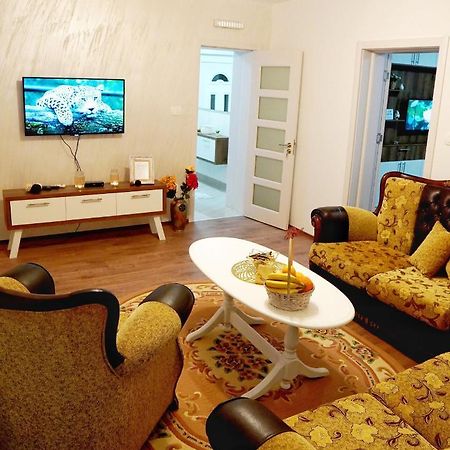 Apartments Manitovac M Nikšić Екстериор снимка