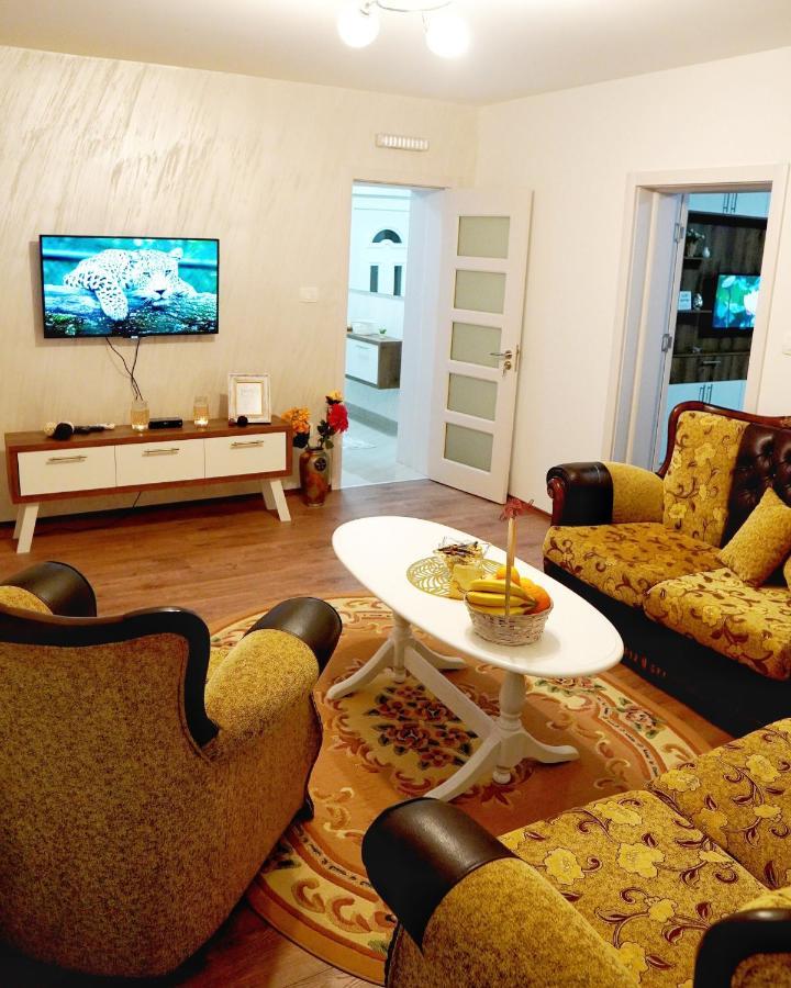 Apartments Manitovac M Nikšić Екстериор снимка