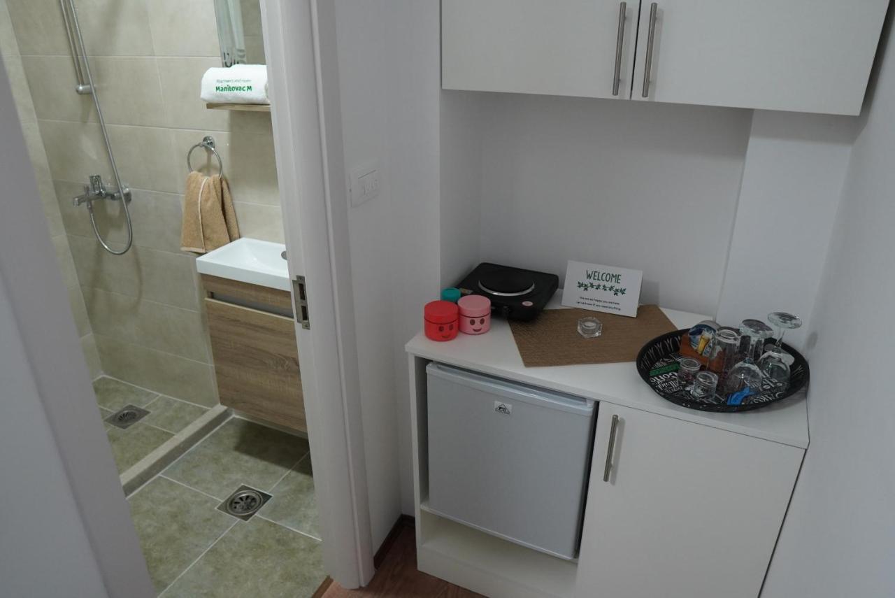 Apartments Manitovac M Nikšić Екстериор снимка