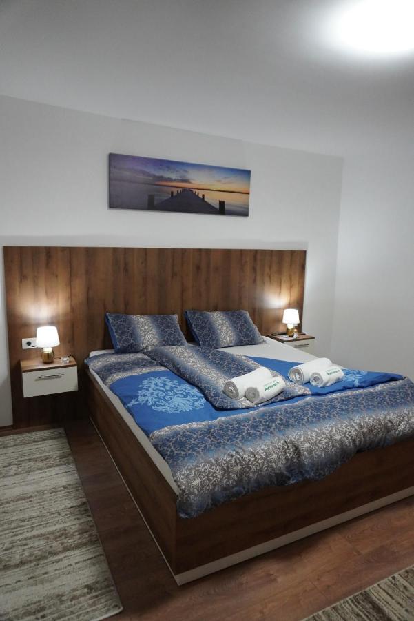 Apartments Manitovac M Nikšić Екстериор снимка